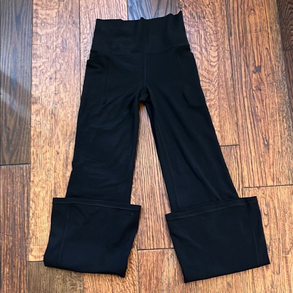 EUC Athleta Salutation high rise flare